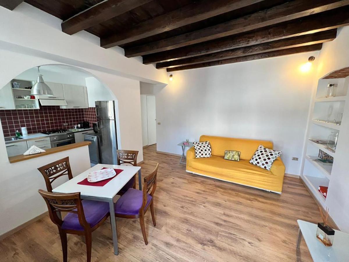 Lovely 1 Bdr Apartment In Paolo Sarpi Milan Exterior photo